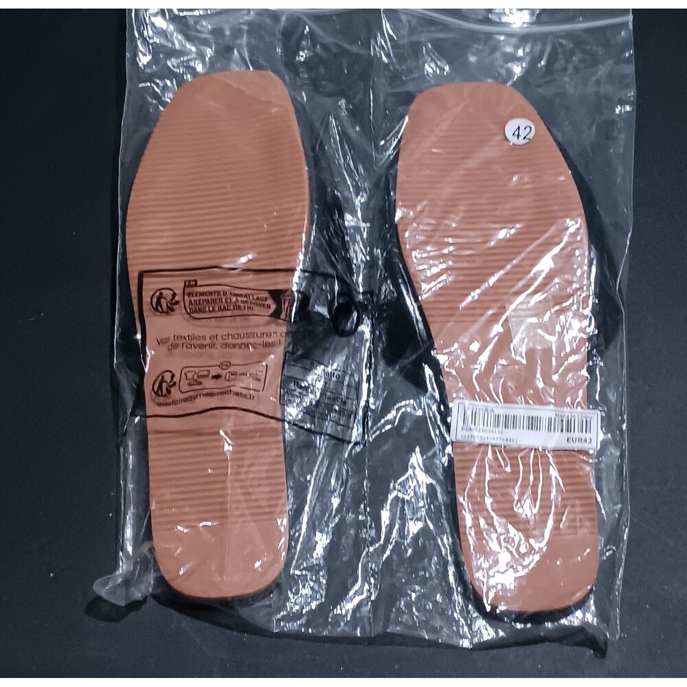 Sandals - Picture 3 of 5